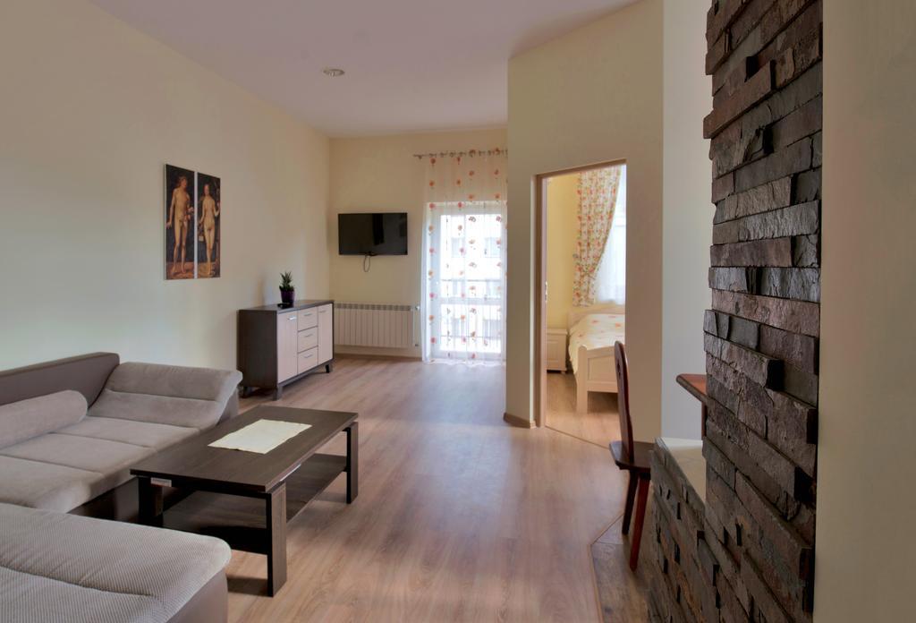 Apartamenty Eden Ustrzyki Dolne Habitación foto